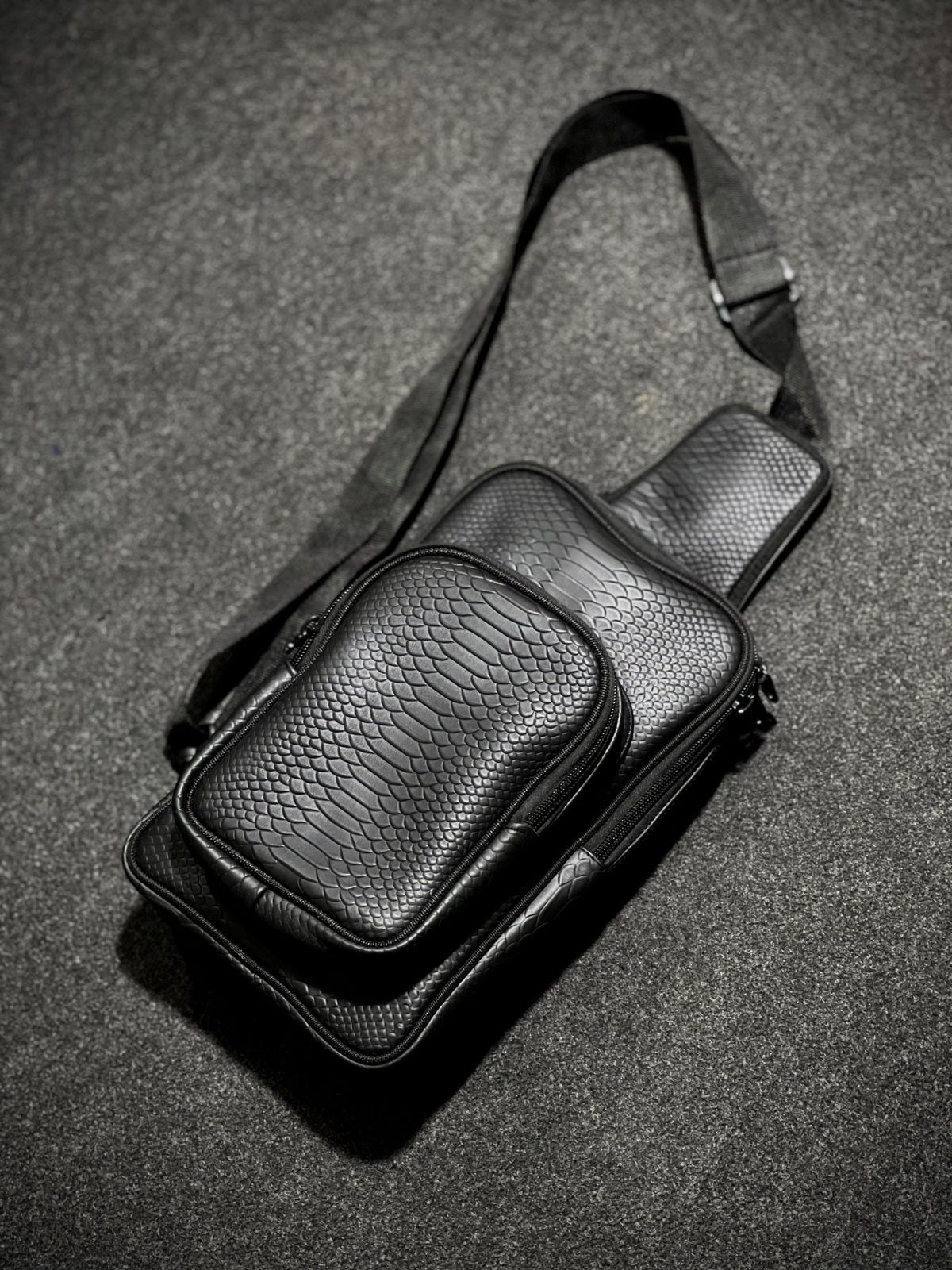 Ultimate Cobra Black Scale Chest Companion