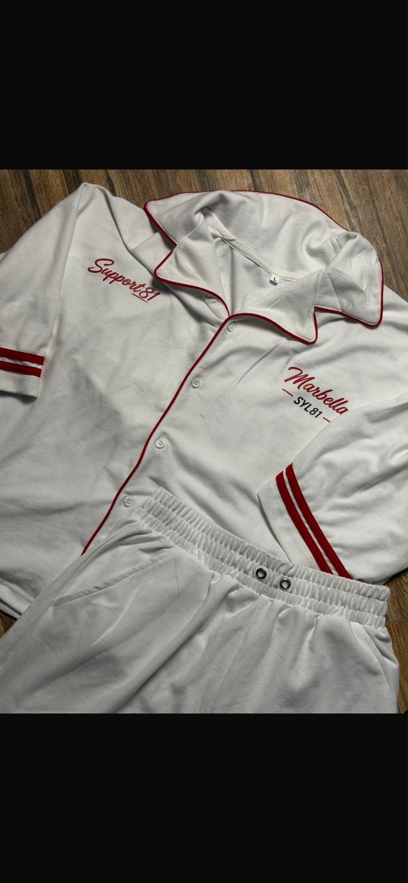 Red and white support 81 set - Image 2